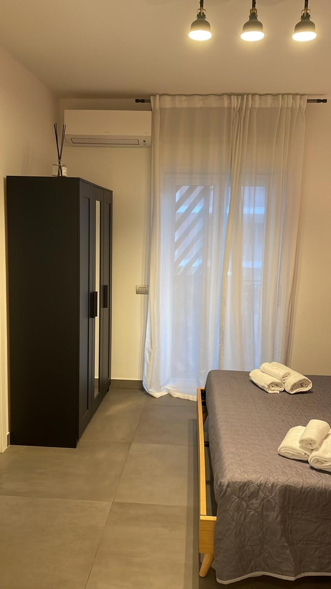 Stella Rooms คาตาเนีย ภายนอก รูปภาพ