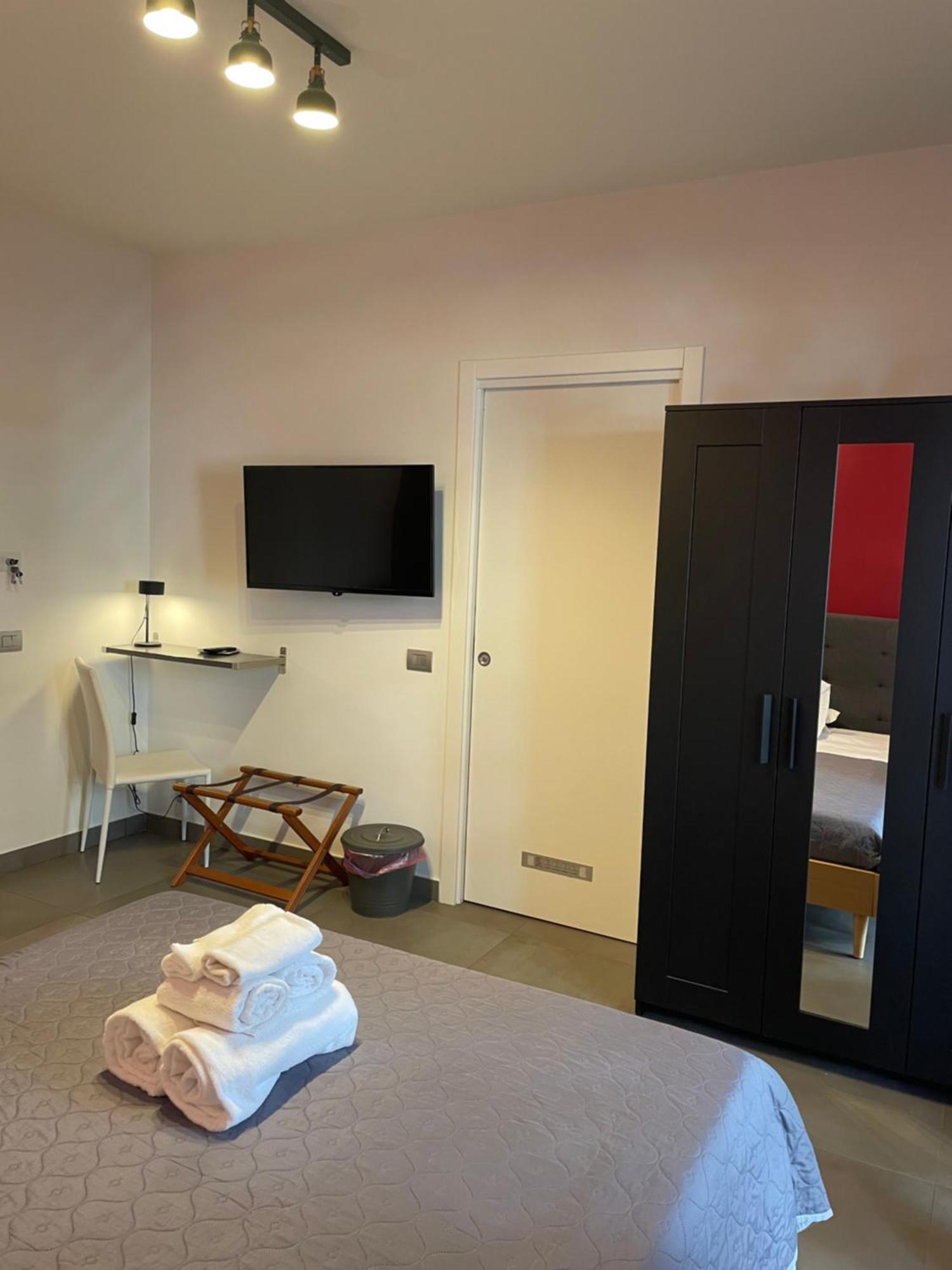 Stella Rooms คาตาเนีย ภายนอก รูปภาพ